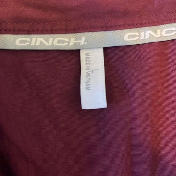 Cinch  Maroon Button Down Size L - Picture 2 of 4